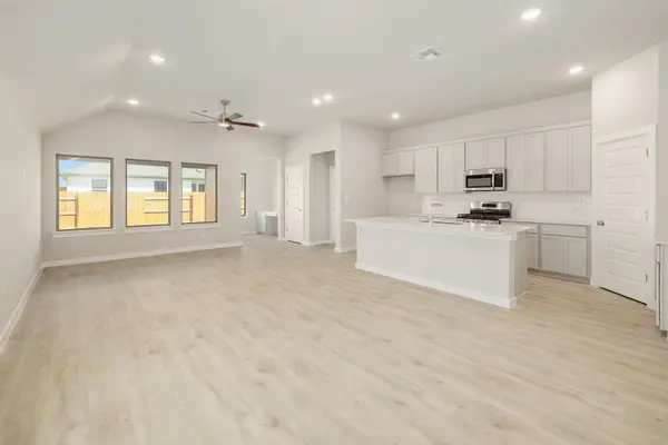107 Malibu, Hutto, TX 78634