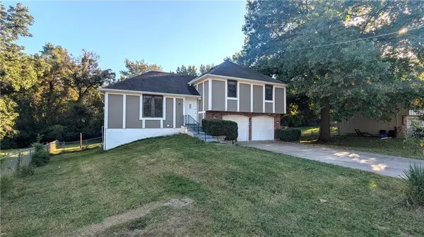7611 E 100th TER, Kansas City, MO 64134
