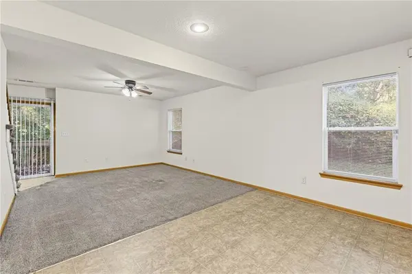 18501 E 3rd Street CT #N, Independence, MO 64056