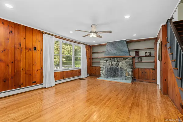 191 Bullet Hole RD, Mahopac, NY 10541