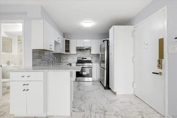 76-01 113th ST #PH-A, Forest Hills, NY 11375