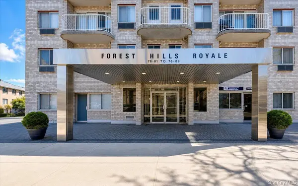 76-01 113th ST #PH-A, Forest Hills, NY 11375