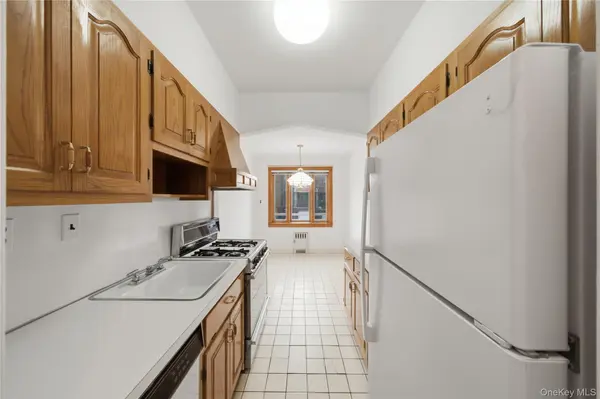 77-22 83rd ST, Glendale, NY 11385