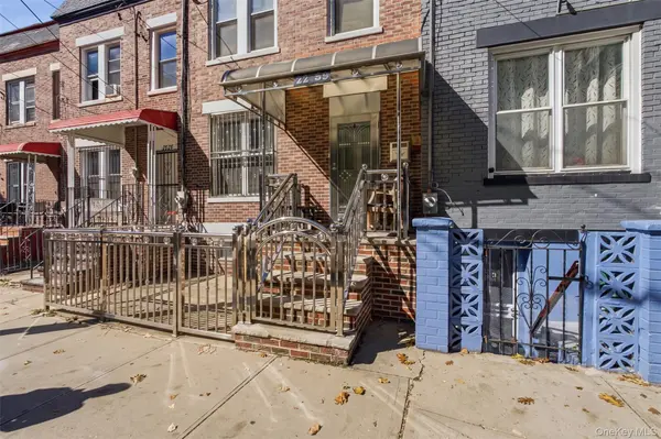 2239 Tiebout AVE, Bronx, NY 10457