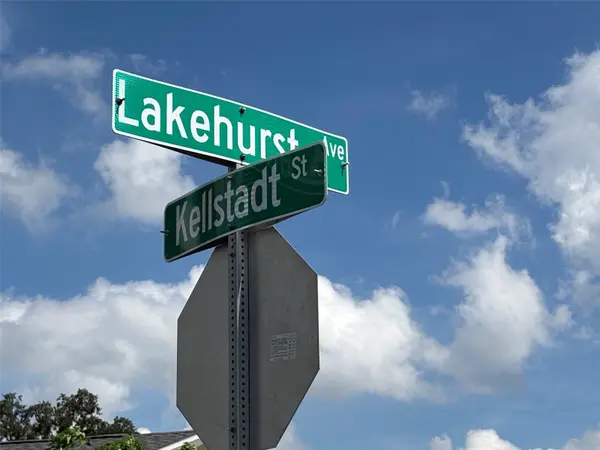 567 LAKEHURST AVE NW, Port Charlotte, FL 33952
