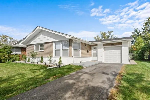 3216 Maple LN, Hazel Crest, IL 60429
