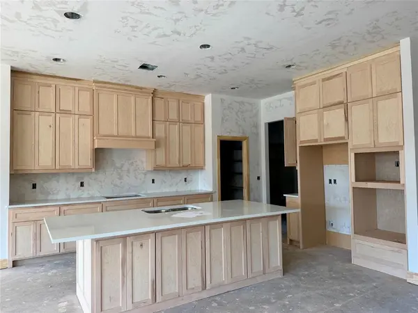 12905 Cobblestone Curve RD, Oklahoma City, OK 73142