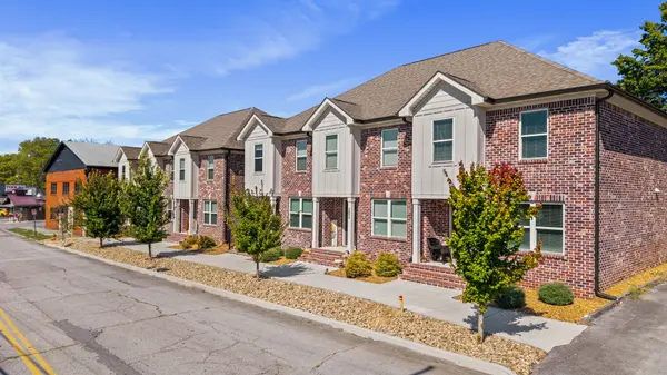 461 2nd St #NW #201, Cleveland, TN 37311