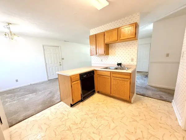581 Foxfield Rd, Hopkinsville, KY 42240