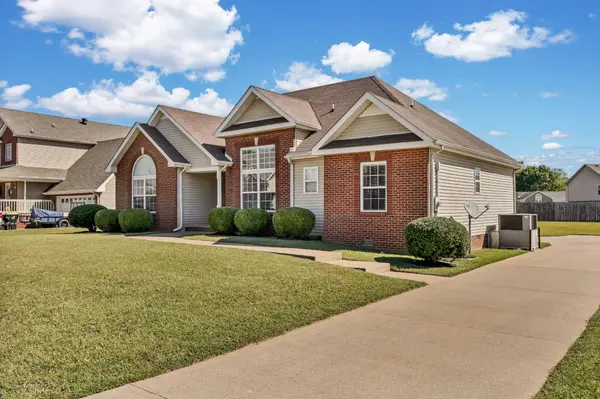 685 Superior Ln, Clarksville, TN 37043