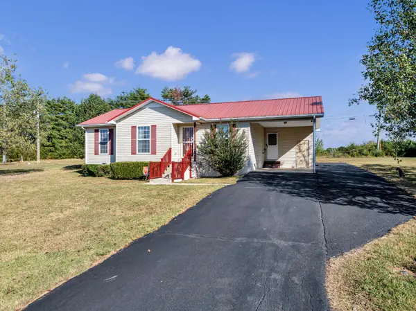 400 Cherokee Trl, Shelbyville, TN 37160