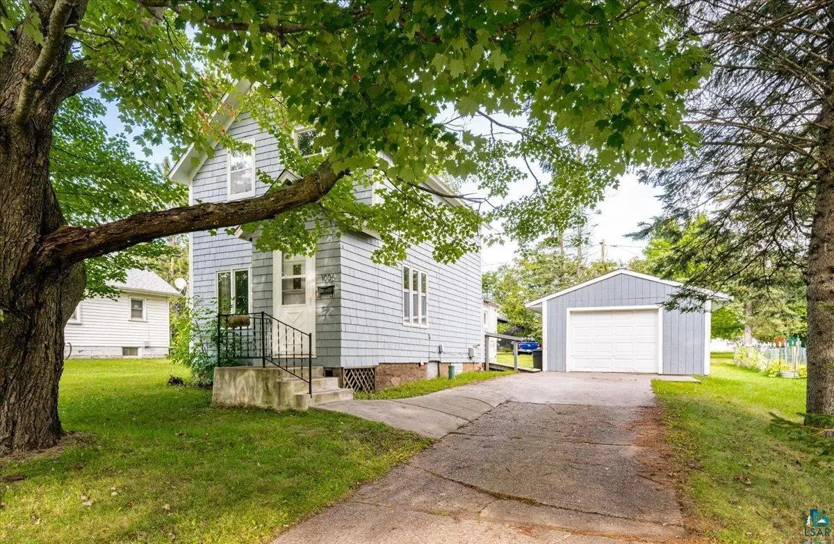 1006 27th St, Scanlon, MN 55720