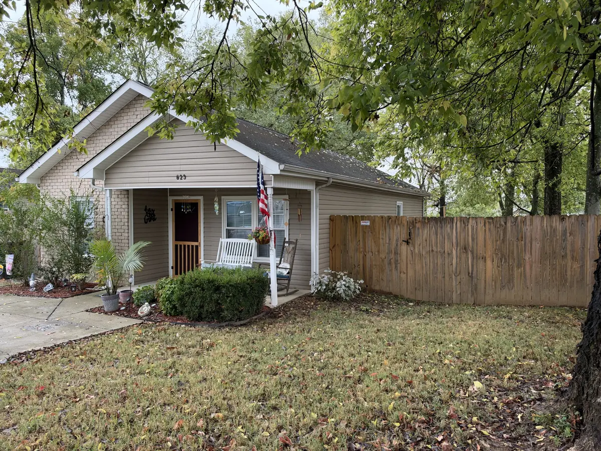 623 W Eastland St, Gallatin, TN 37066
