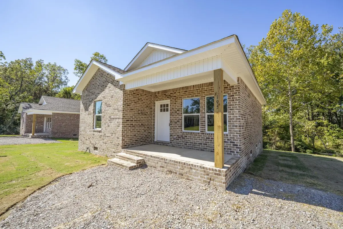 195 HARDIN RD, Savannah, TN 38372