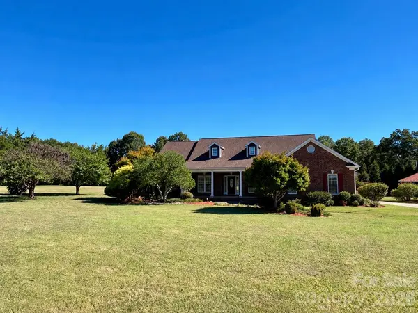 1501 Cox RD, Matthews, NC 28104