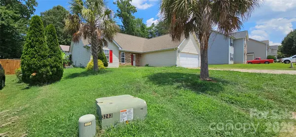 2660 Stagbuck DR, Gastonia, NC 28052