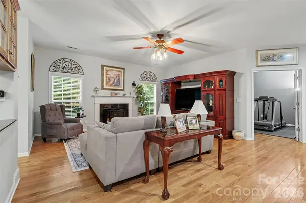 5221 Turkey Oak DR, Mint Hill, NC 28227