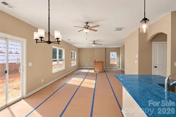 8912 Sawyer Run CT, Charlotte, NC 28215
