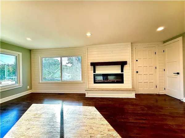 4833 N Winchester ST, Kansas City, MO 64119