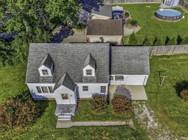 2532 Getz RD, Fort Wayne, IN 46804