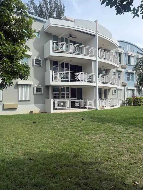 II LOS PARILLAS #3301, Loiza, PR 00772
