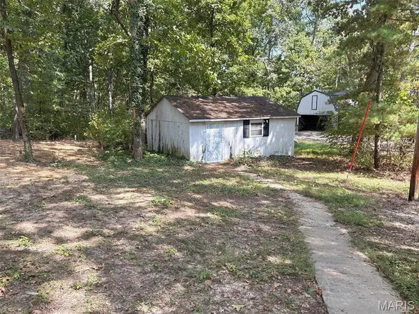 8268 State Route 3, Evansville, IL 62242