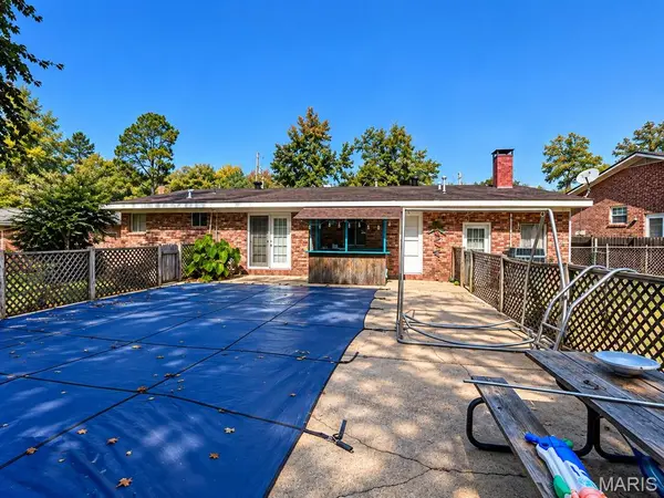2414 Covington MDWS, Poplar Bluff, MO 63901
