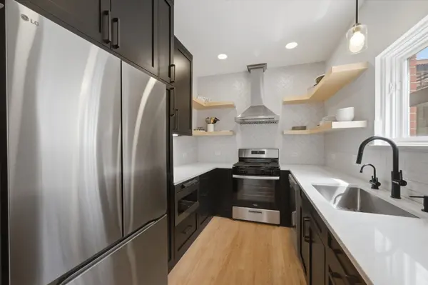 2215 N WAYNE AVE #A, Chicago, IL 60614