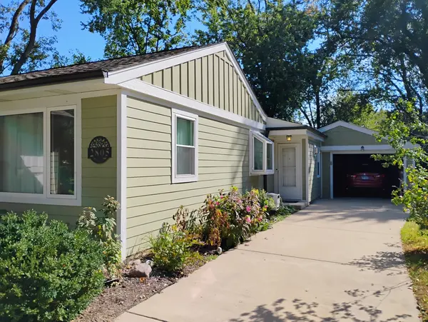 2805 Sigwalt ST, Rolling Meadows, IL 60008