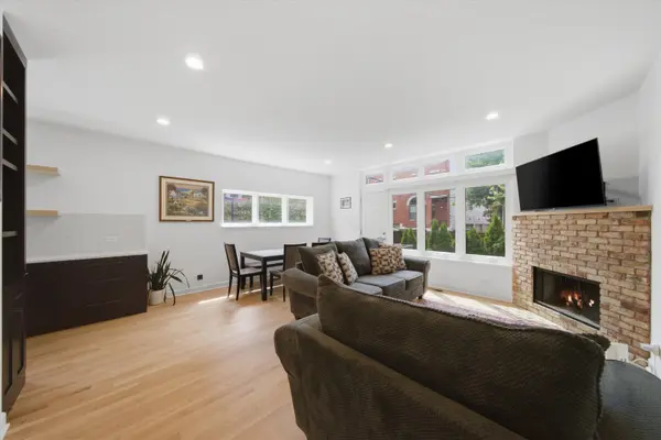 2215 N WAYNE AVE #A, Chicago, IL 60614