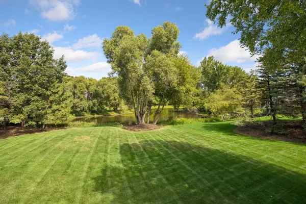 5955 Boulder Bridge LN, Excelsior, MN 55331