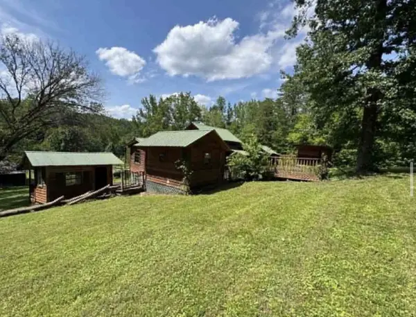 203 Hurricane Creek Dr, Tennessee Ridge, TN 37178
