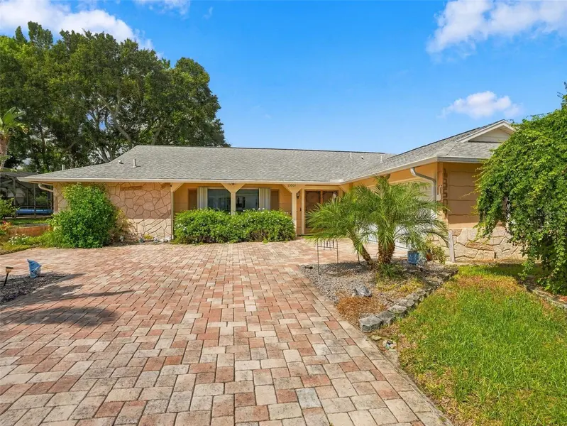 13507 SHADBERRY LN, Hudson, FL 34667