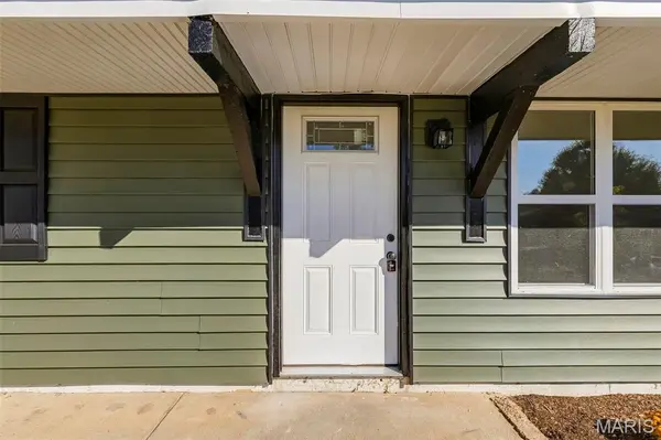 45 Cedar Ridge DR, Pacific, MO 63069