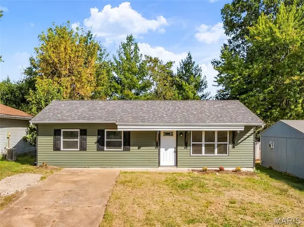 45 Cedar Ridge DR, Pacific, MO 63069