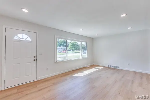 7601 General Sheridan LN, Unincorporated, MO 63123