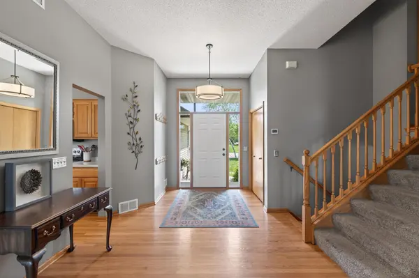 7148 Maryland CIR, Savage, MN 55378