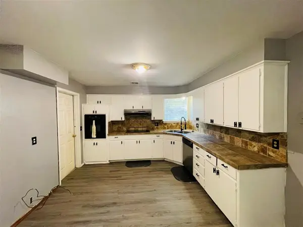1329 NW 105th TER, Oklahoma City, OK 73114