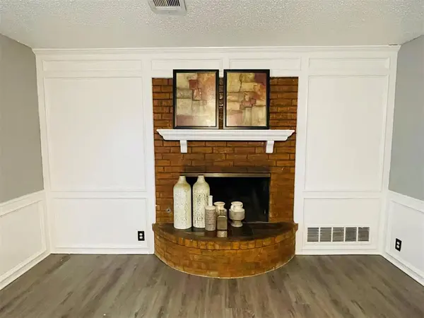 1329 NW 105th TER, Oklahoma City, OK 73114