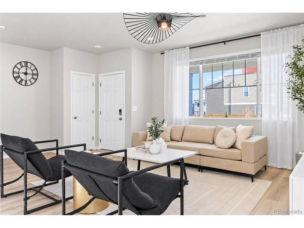 5063 S Robb, Littleton, CO 80127