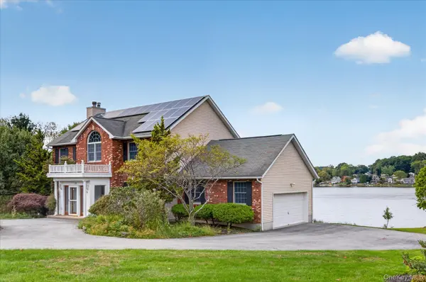 50 Waterview TER, New Windsor, NY 12553