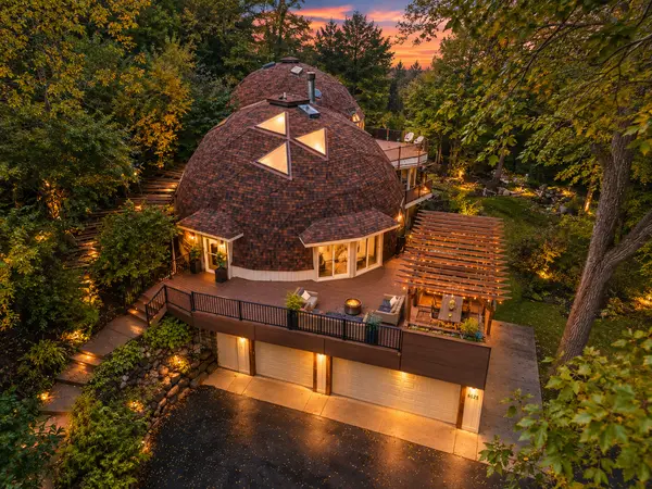6525 Rowland RD, Eden Prairie, MN 55344