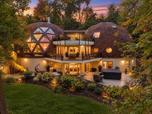 6525 Rowland RD, Eden Prairie, MN 55344