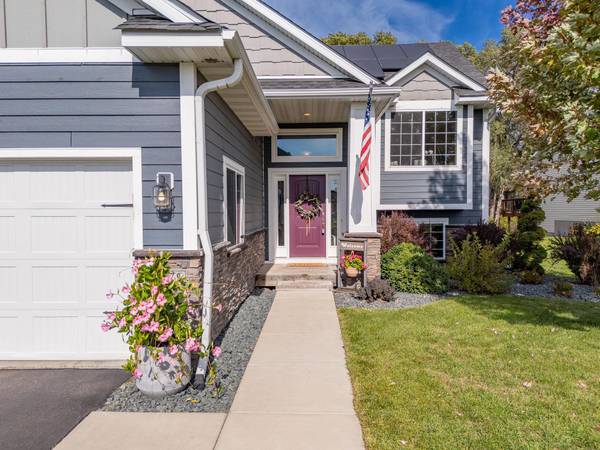 6778 93rd ST S, Cottage Grove, MN 55016