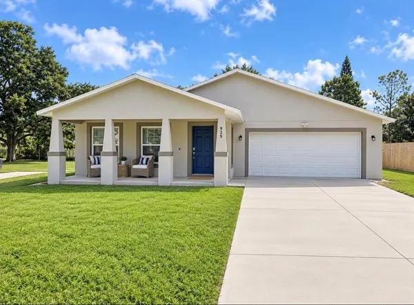 925 OAK DR, Groveland, FL 34736