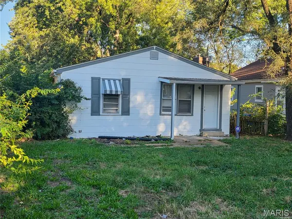 9730 Balboa DR, St Louis, MO 63136