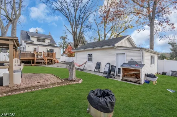 18 Belle Terre Rd, West Orange Twp., NJ 07052