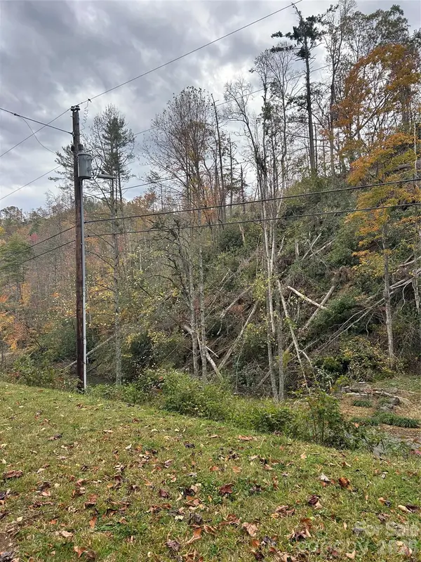 362 Melton Branch RD #A1-A6, Bakersville, NC 28705