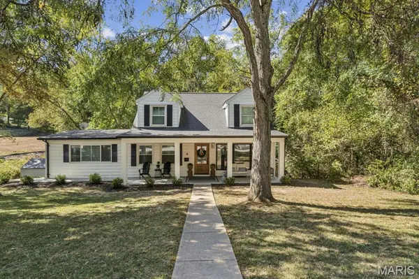 403 Bach AVE, Kirkwood, MO 63122