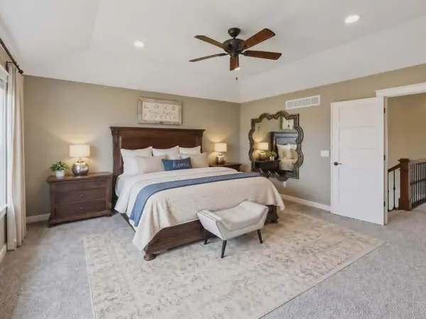 7792 Prairie Grass PASS, Prior Lake, MN 55372
